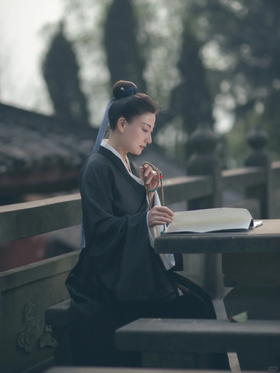 Zhenwu Mountain Taoist nun